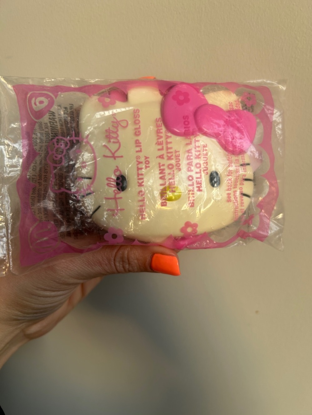 Y2K 2007 Mc Donald’s Hello Kitty Pink lipgloss‎ compact toy